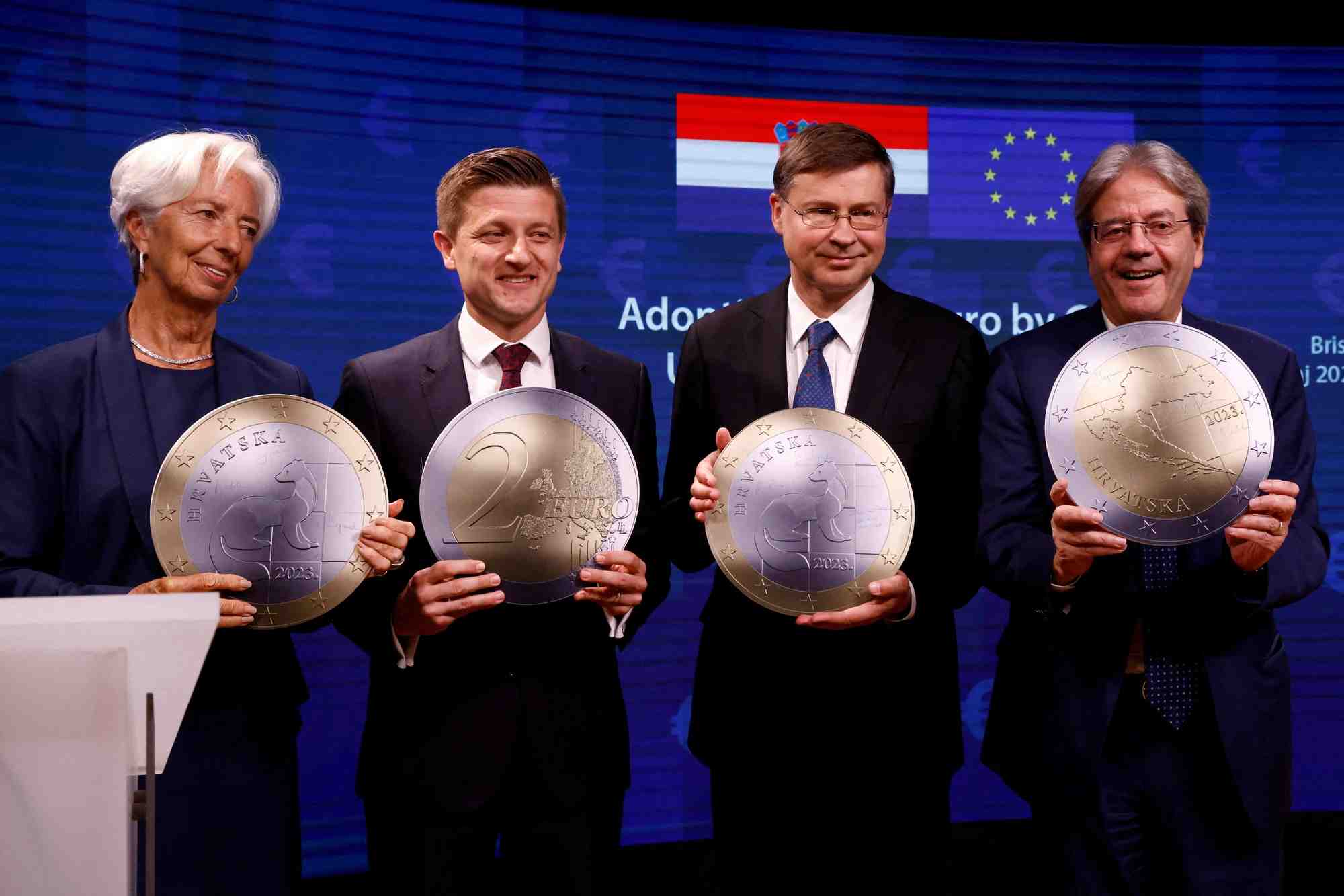 L'ue accepte officiellement la croatie comme 20e membre de la zone euro