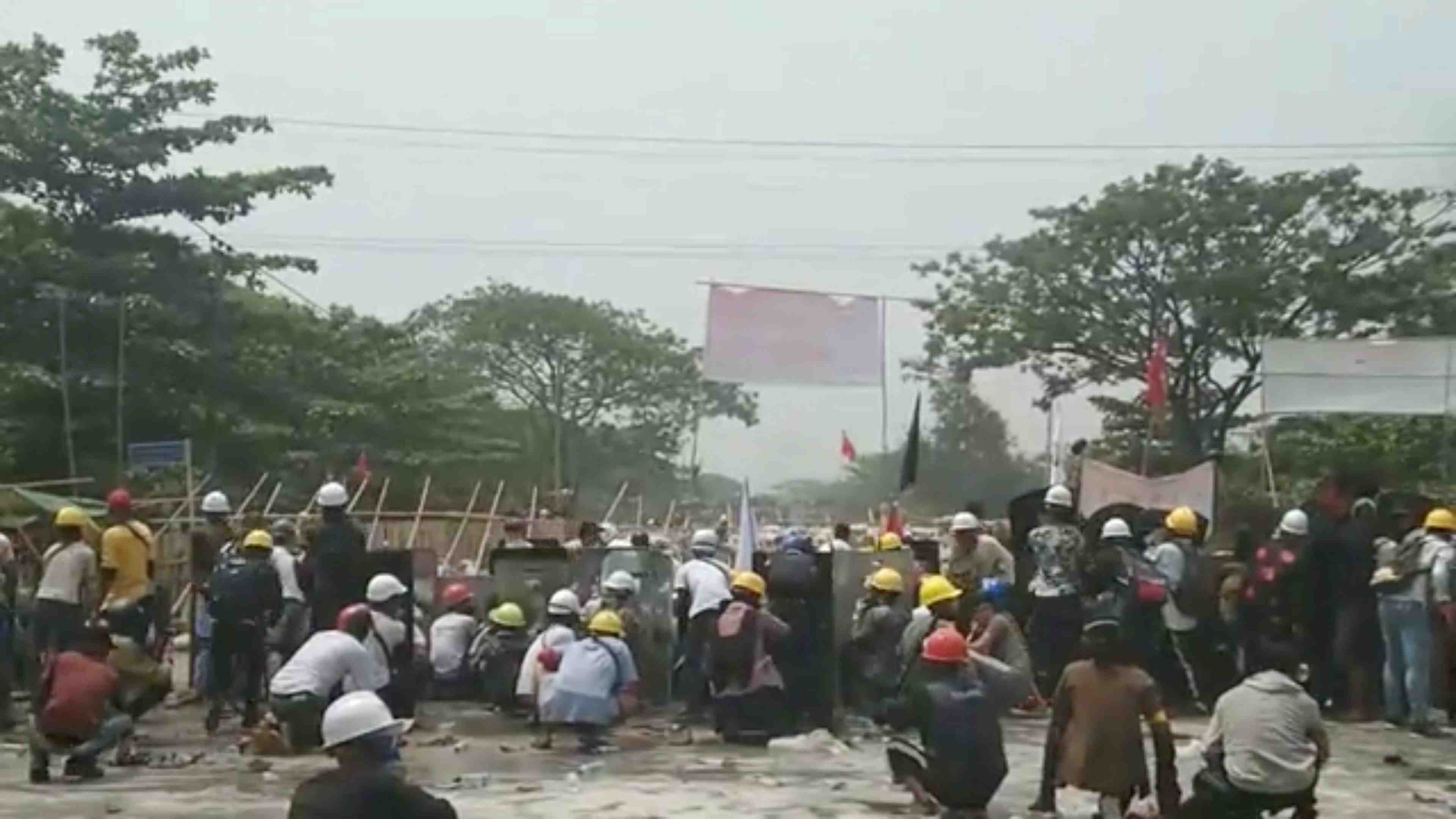 Birmanie: au moins deux personnes tuees lors de nouvelles manifestations