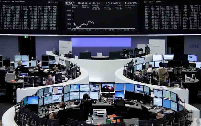 Les Bourses européennes en baisse à mi-séance