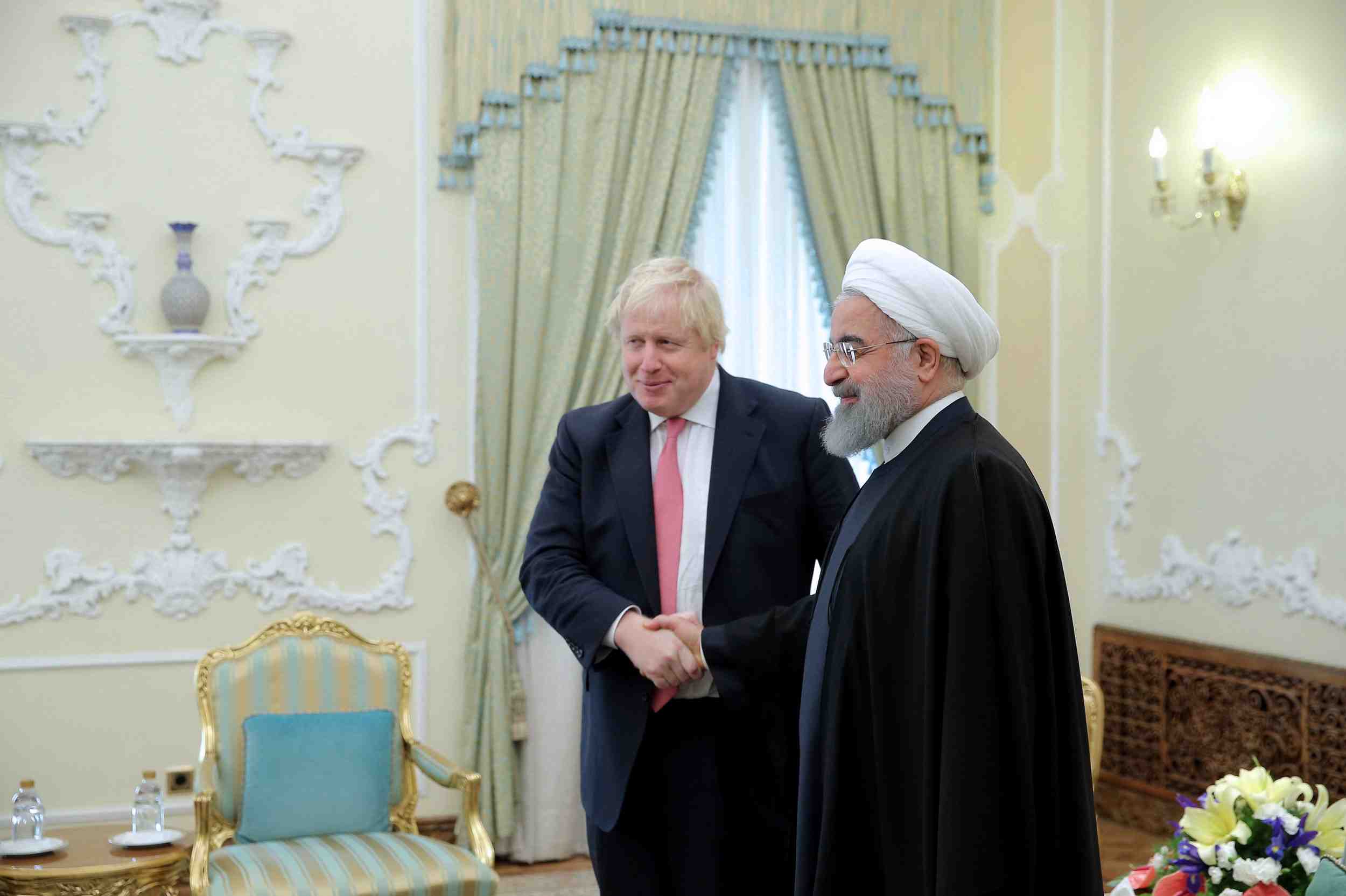 Boris johnson recu par le president iranien