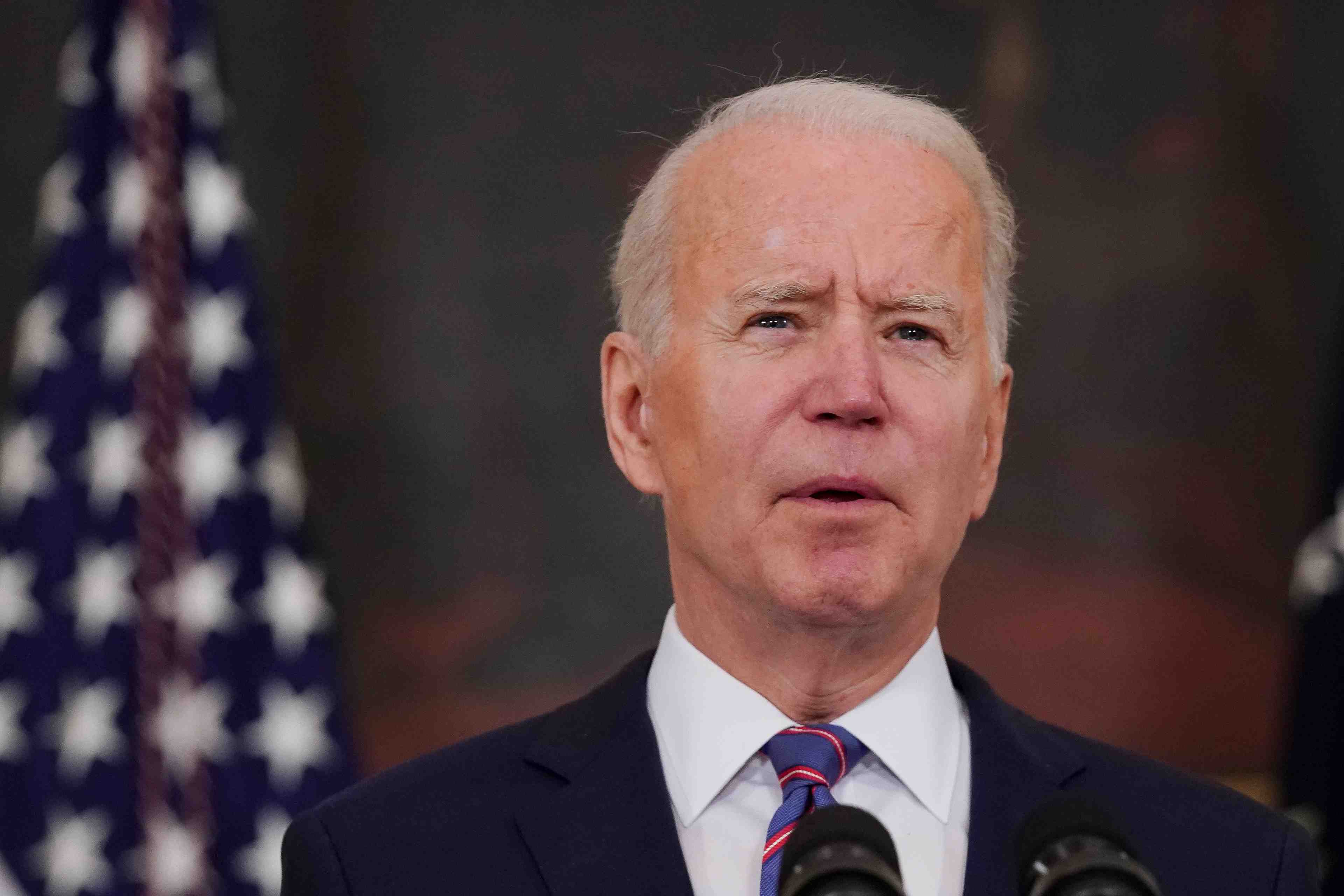 Usa: biden "afflige" apres la mort d'un policier lors de l'attaque pres du capitole
