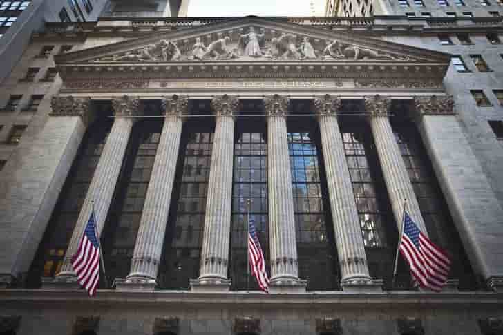Wall street dans le vert dans les premiers echanges