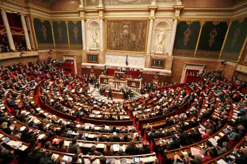 Les multinationales n'auront pas a rendre public leurs activites et impots payes a l'etranger