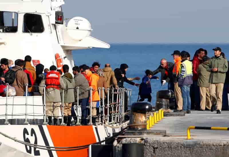 L'accord ue-ankara sur les migrants fragilise avec le depart annonce du premier ministre turc