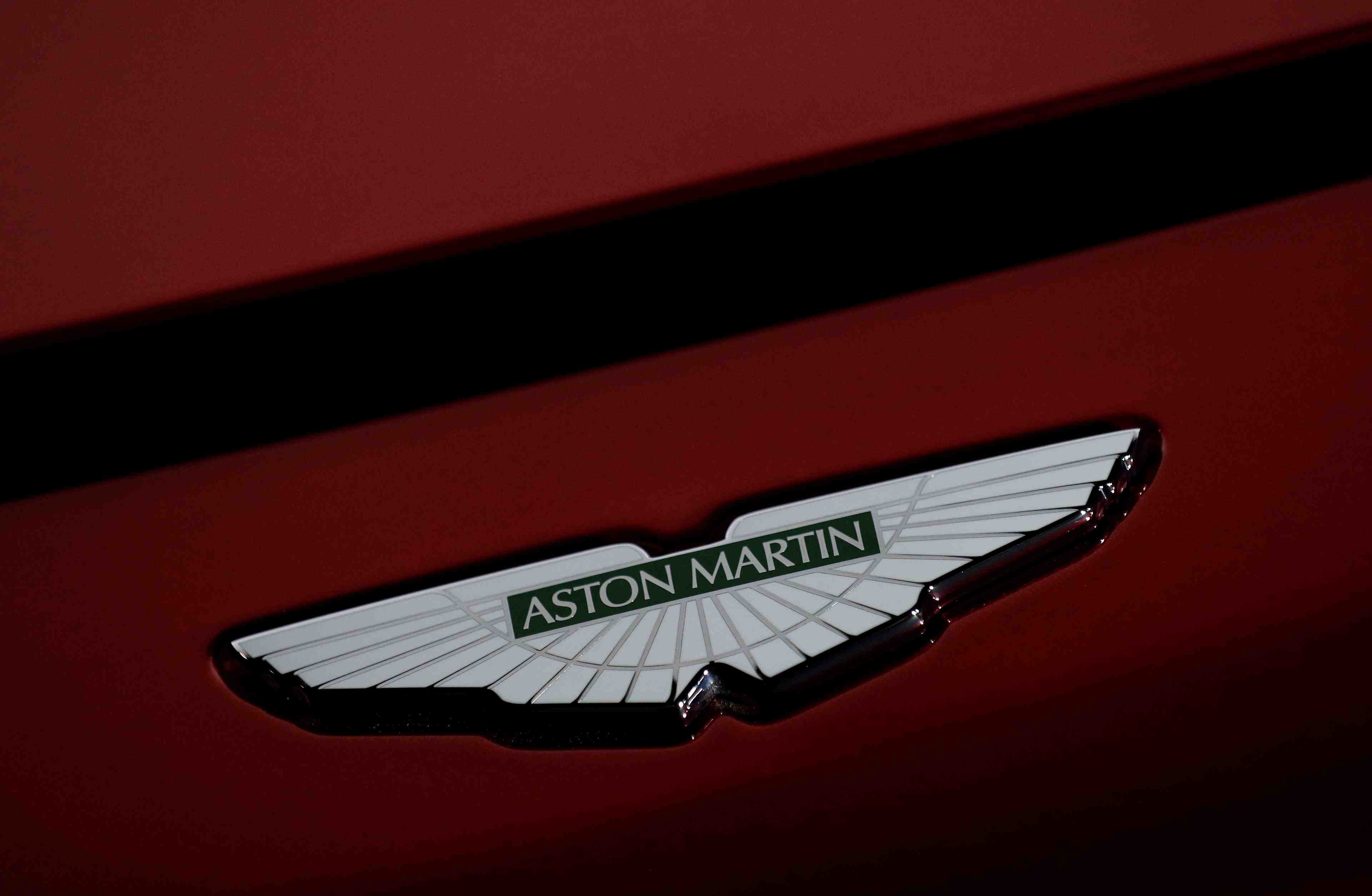 Un fonds italien dement vouloir monter au capital d'aston martin