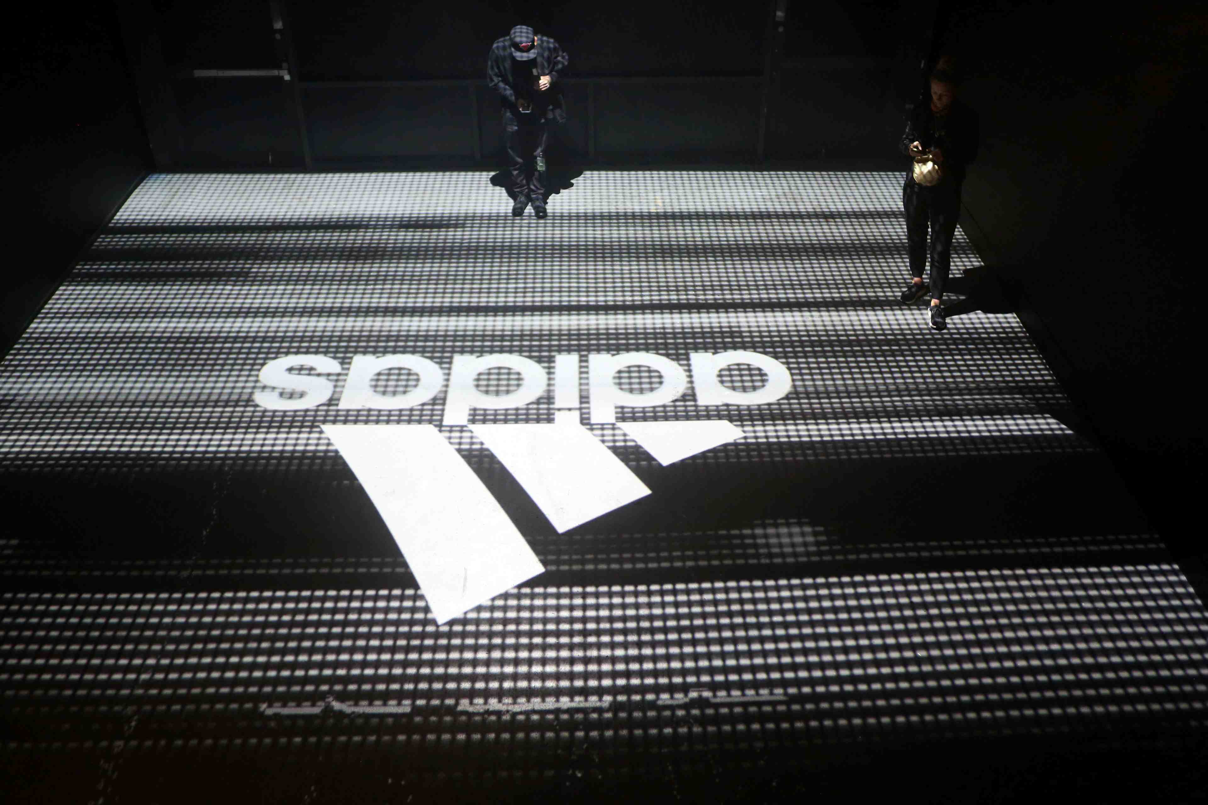 Adidas prevoit un ralentissement de ses ventes en 2019
