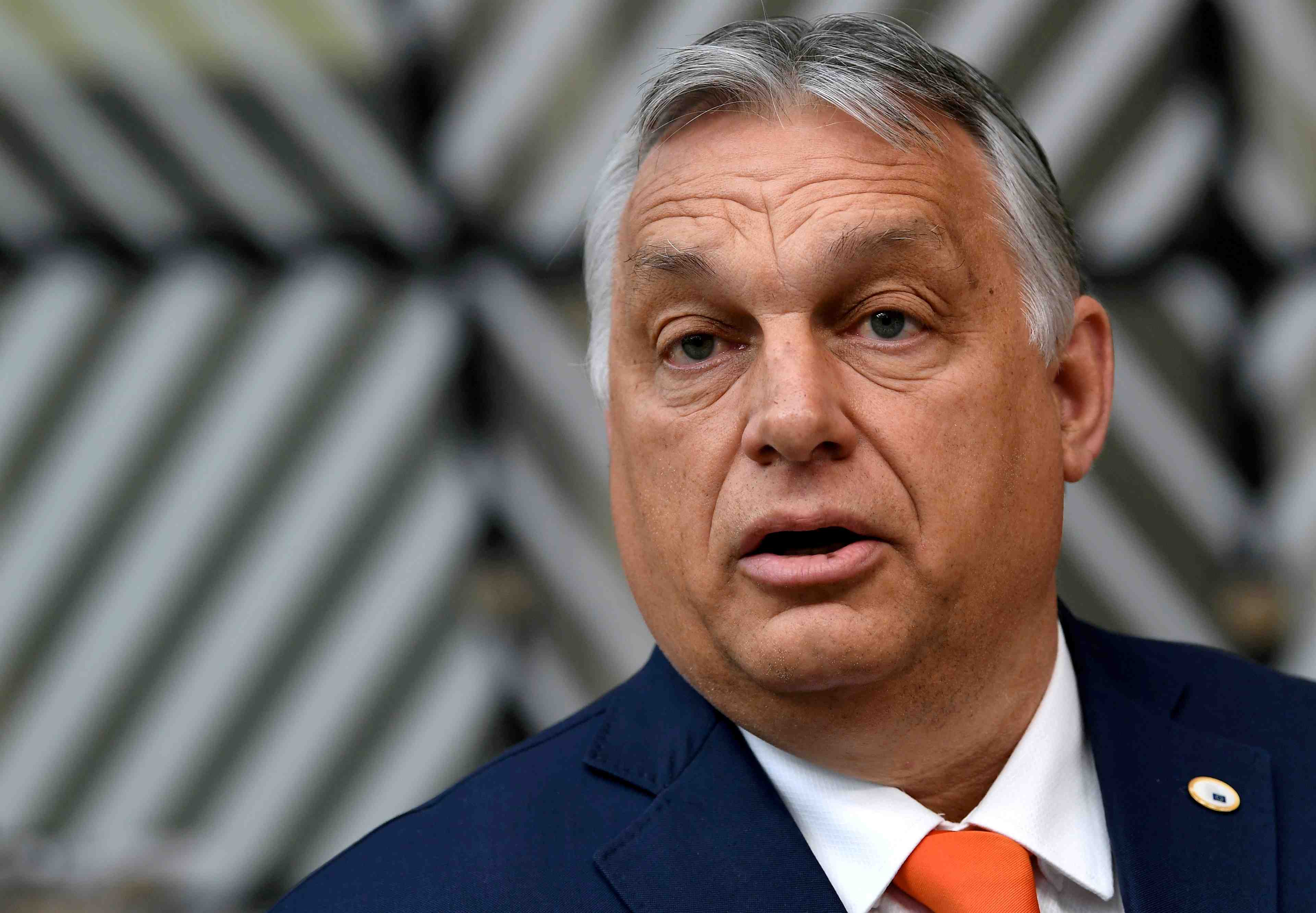 L'ue veut un report de deux mois des discussions sur le plan de relance hongrois, dit orban