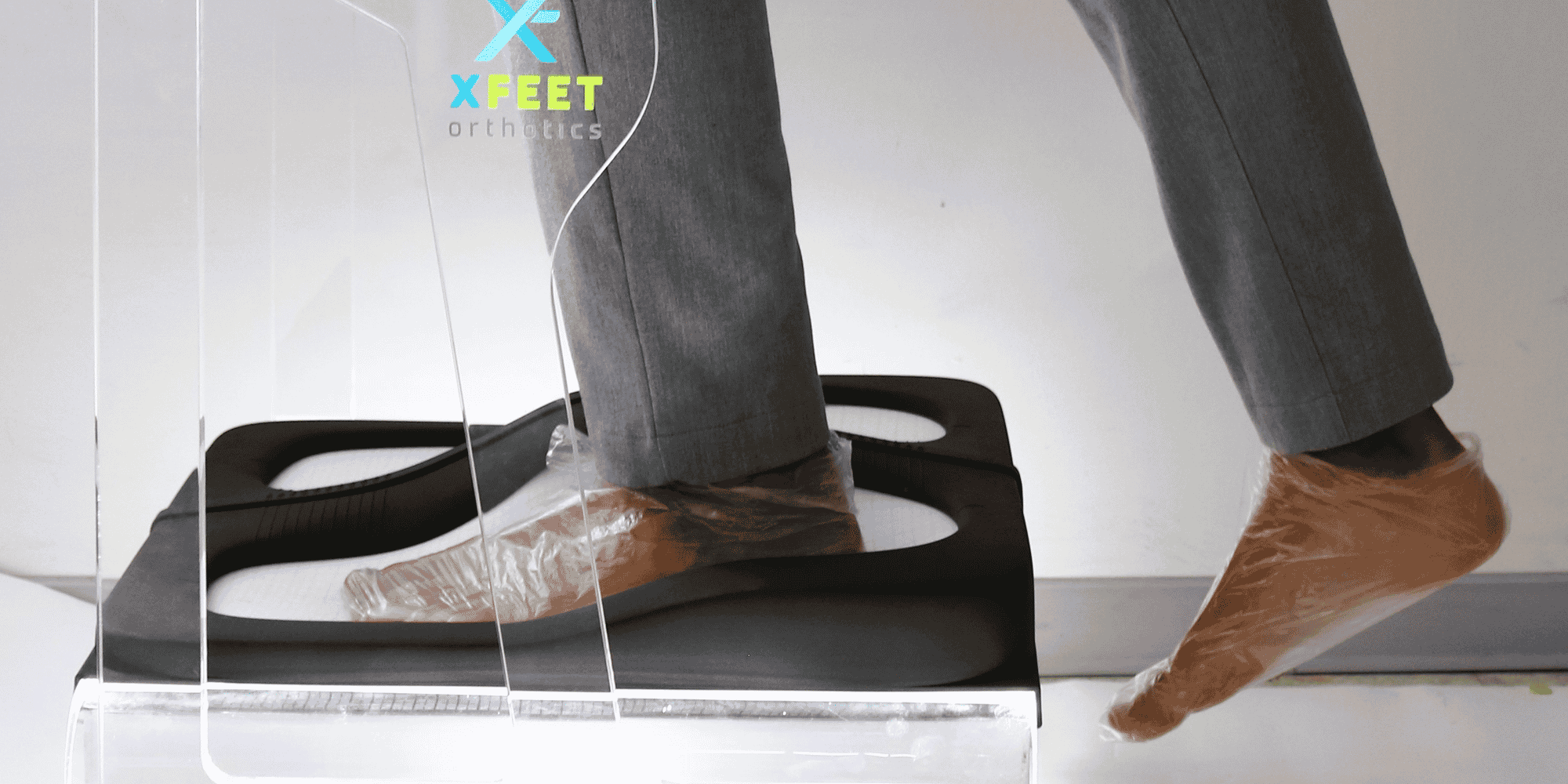 La startup XFeet Orthotics digitalise le métier de podologue avec sa solution de confection 3D de semelles orthopédiques.