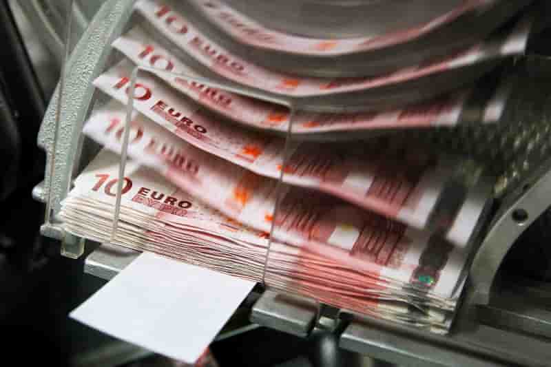 La france dans le peloton de tete en termes de pression fiscale salariale