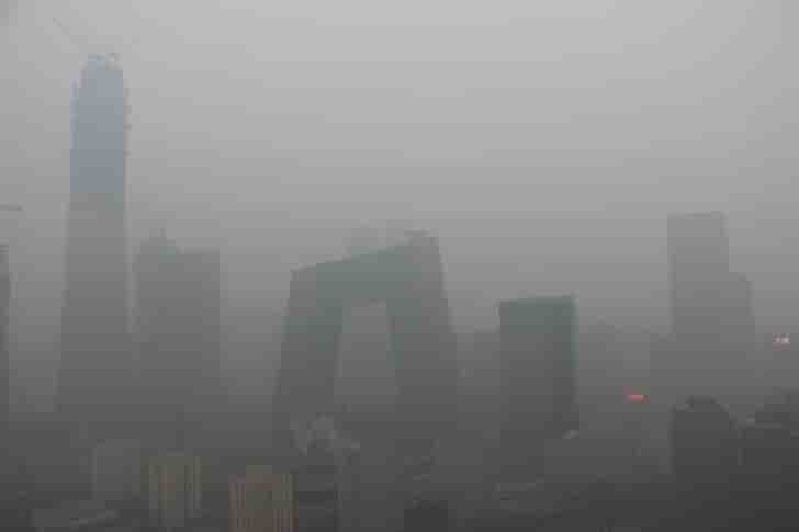 Chine: pekin emet sa premiere grosse alerte au smog de l'hiver