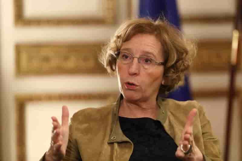 Les contrats aides seront transformes, dit penicaud