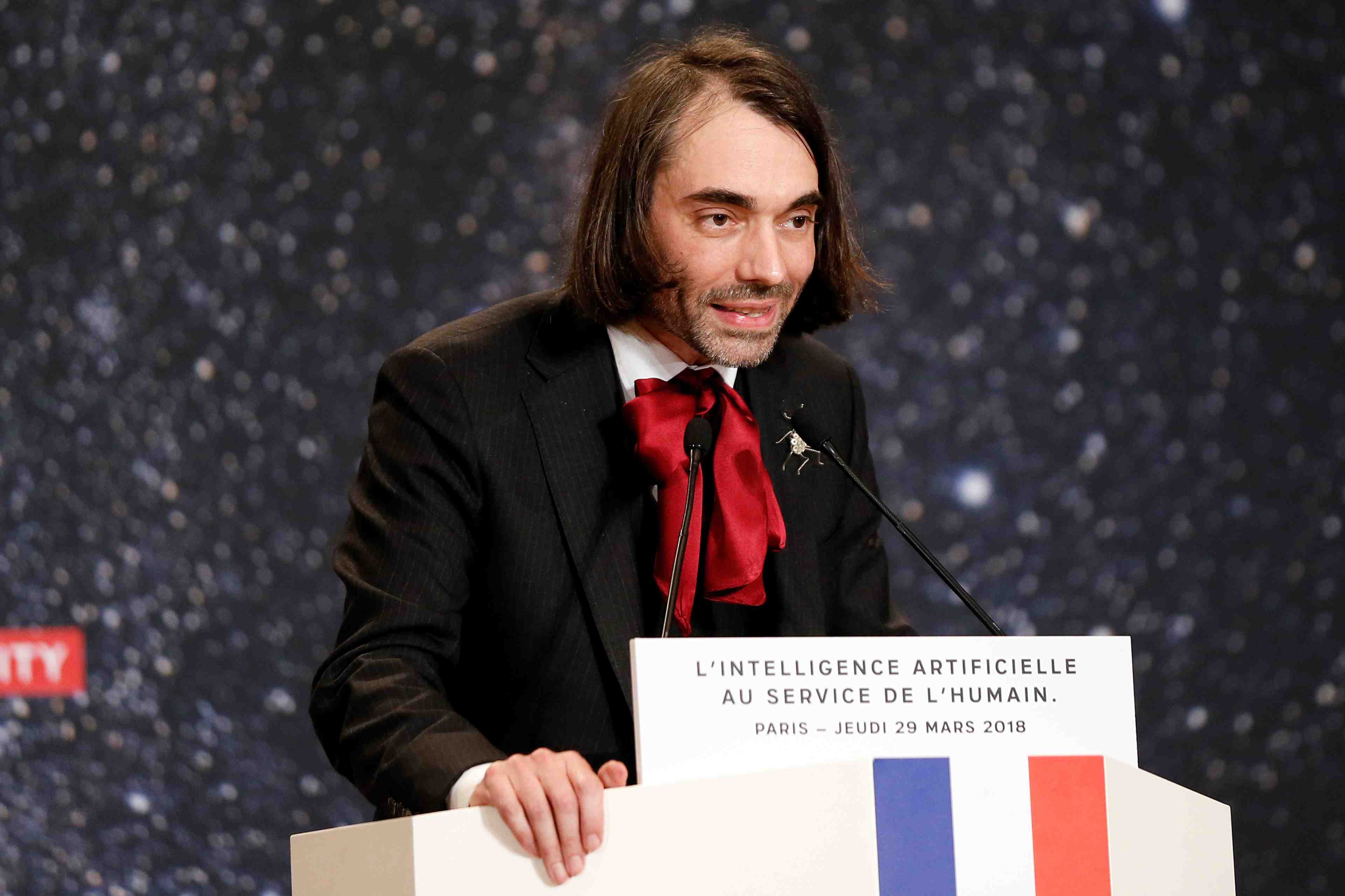 Cedric villani, du genie mathematique a l'ambition politique