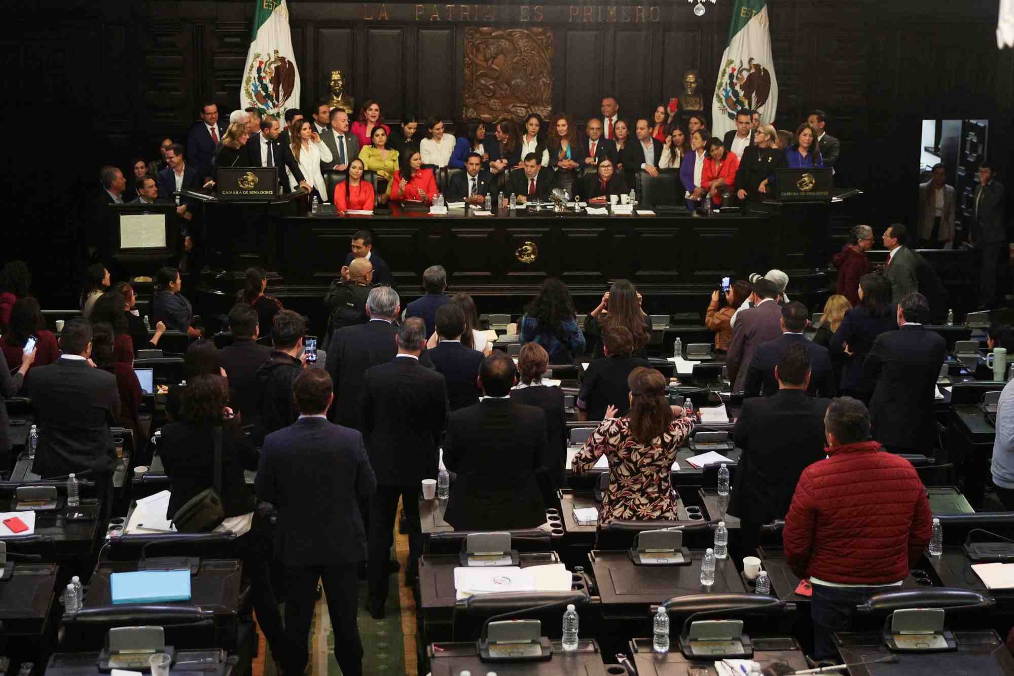 Le senat mexicain debat d'une proposition tres contestee sur la reforme judiciaire, a mexico
