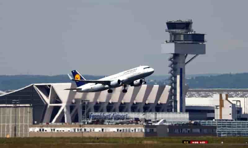 Lufthansa et fraport signent un accord de reduction de couts