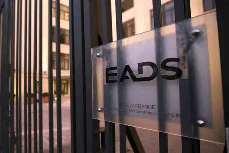 Sapin juge inacceptables les suppressions d'emplois chez EADS