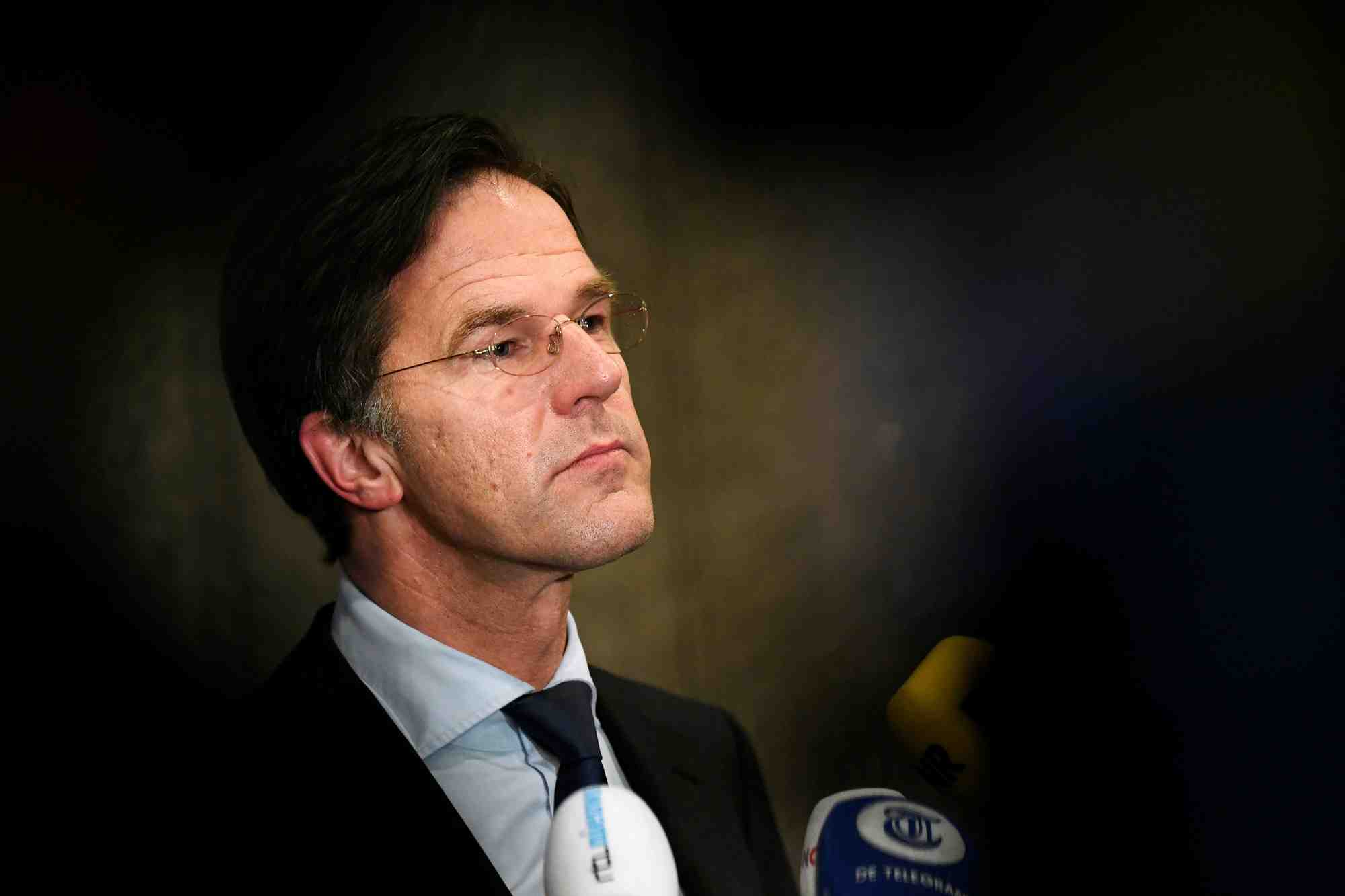 Pays-bas: mark rutte en difficulte apres la defection d'un parti