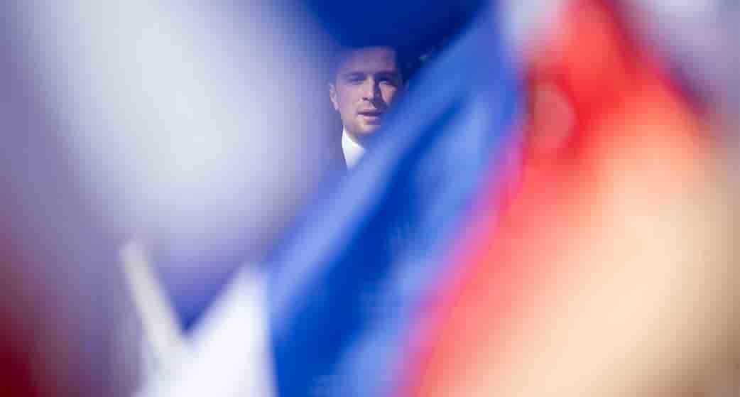 Après la condamnation de Marine Le Pen, Jordan Bardella semble être le candidat tout désigné pour porter l'extrême droite lors des prochaines élections présidentielles.
