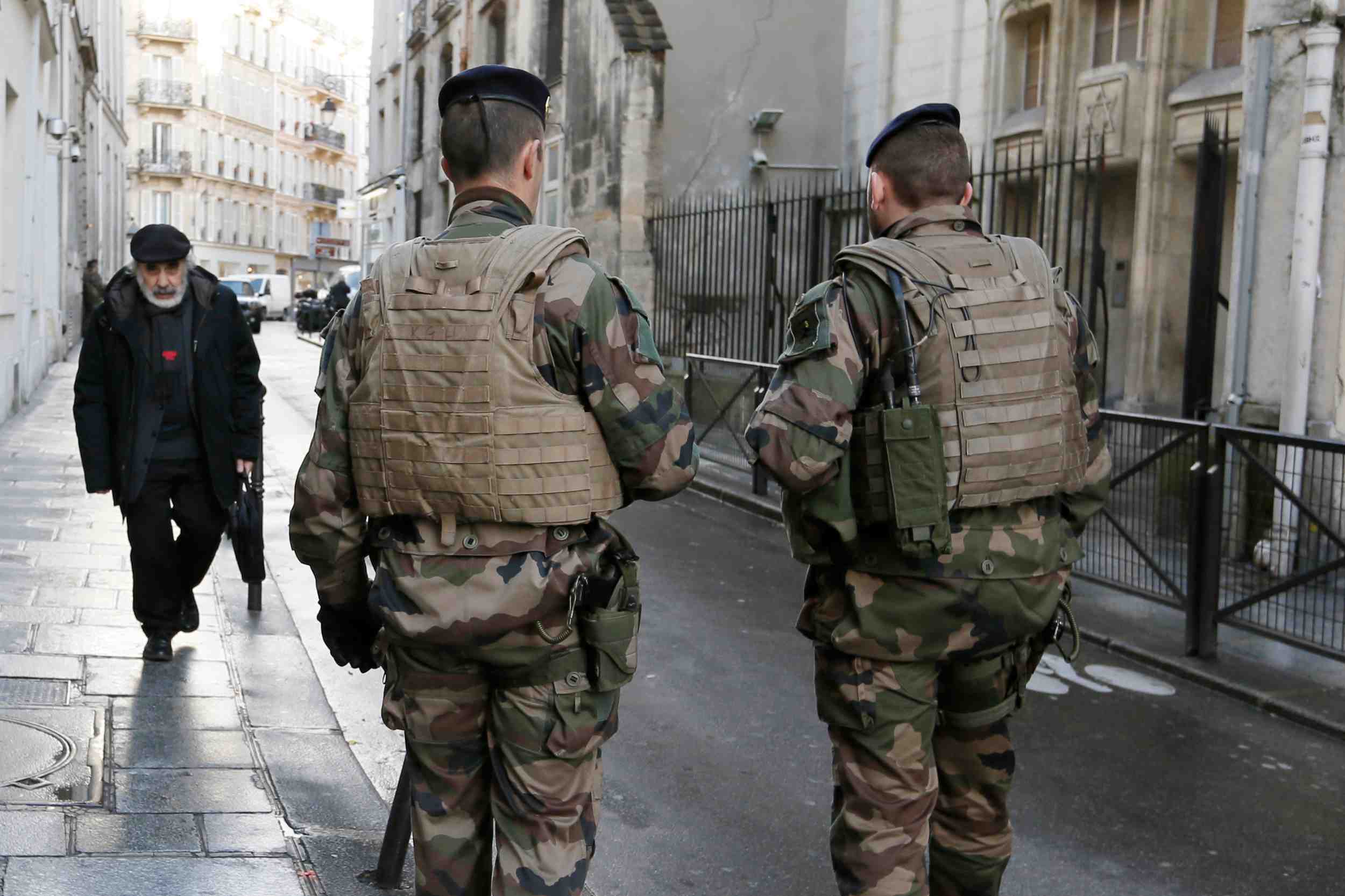 L’ump presente une serie de 12 mesures antiterroristes
