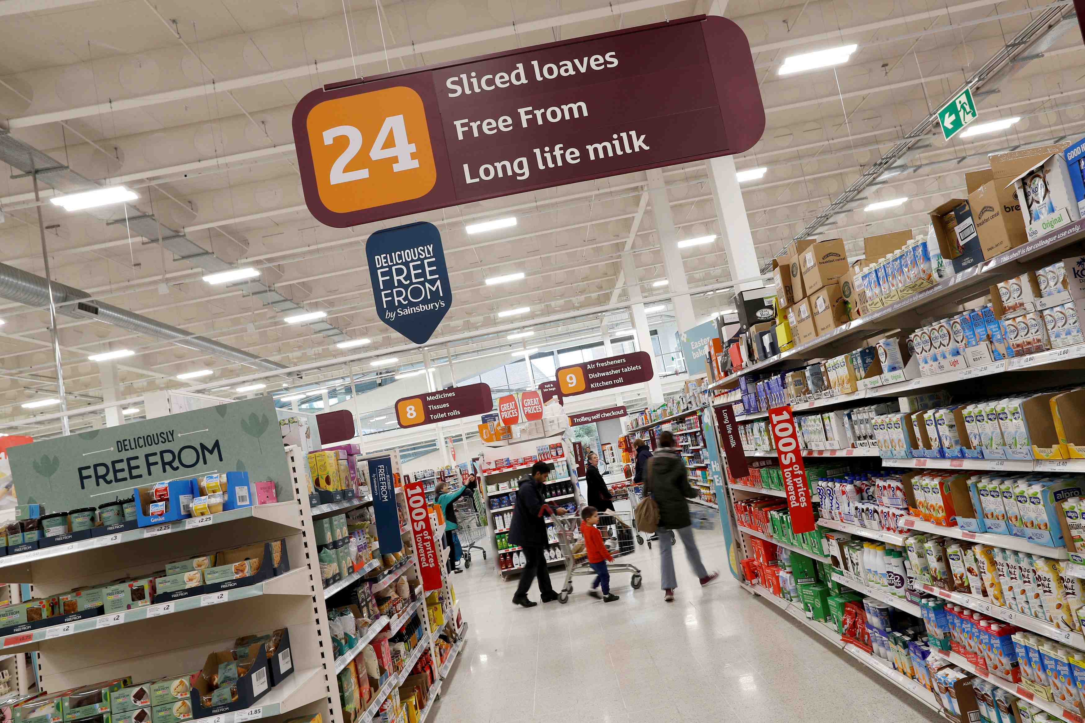 Le taux d'inflation britannique accelere encore en aout