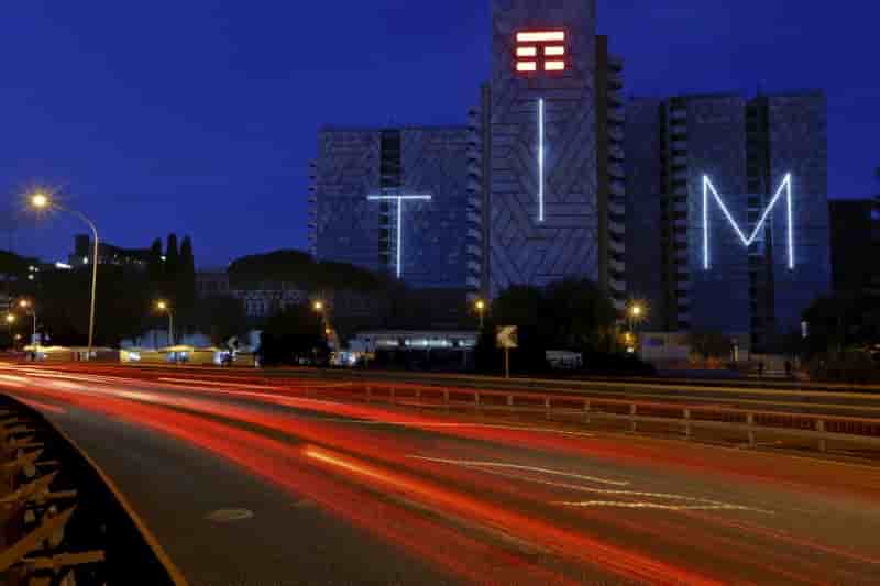 Le conseil de telecom italia valide la coentreprise avec canal+
