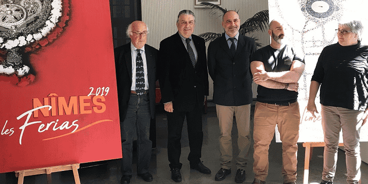 Le maire de Nîmes, Jean-Paul Fournier (LR), deuxième en partant de la gauche, au milieu de ses adjoints à la culture et à la tauromachie.