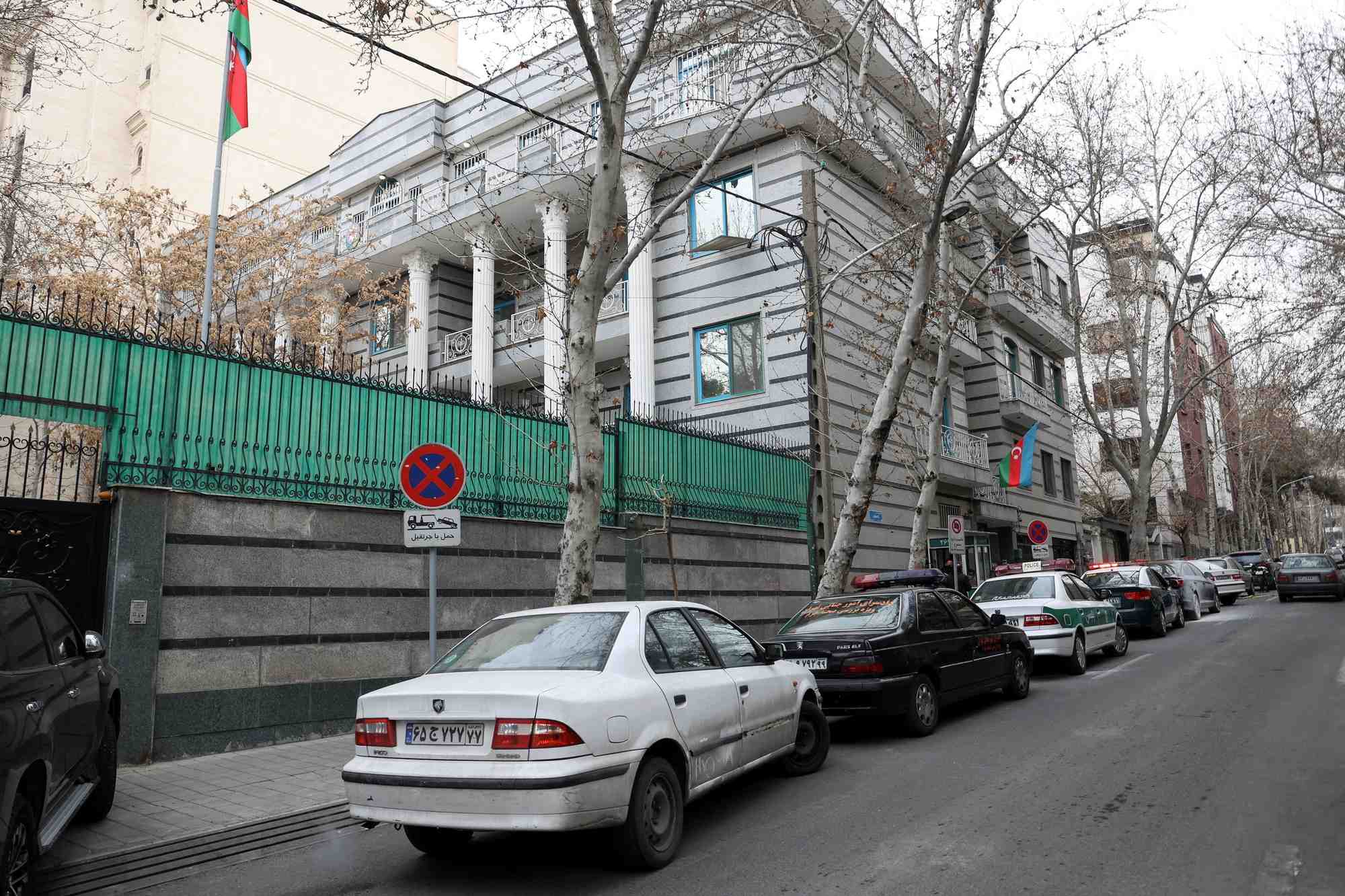 Vue de l'ambassade de la republique d'azerbaidjan apres l'attaque, a teheran