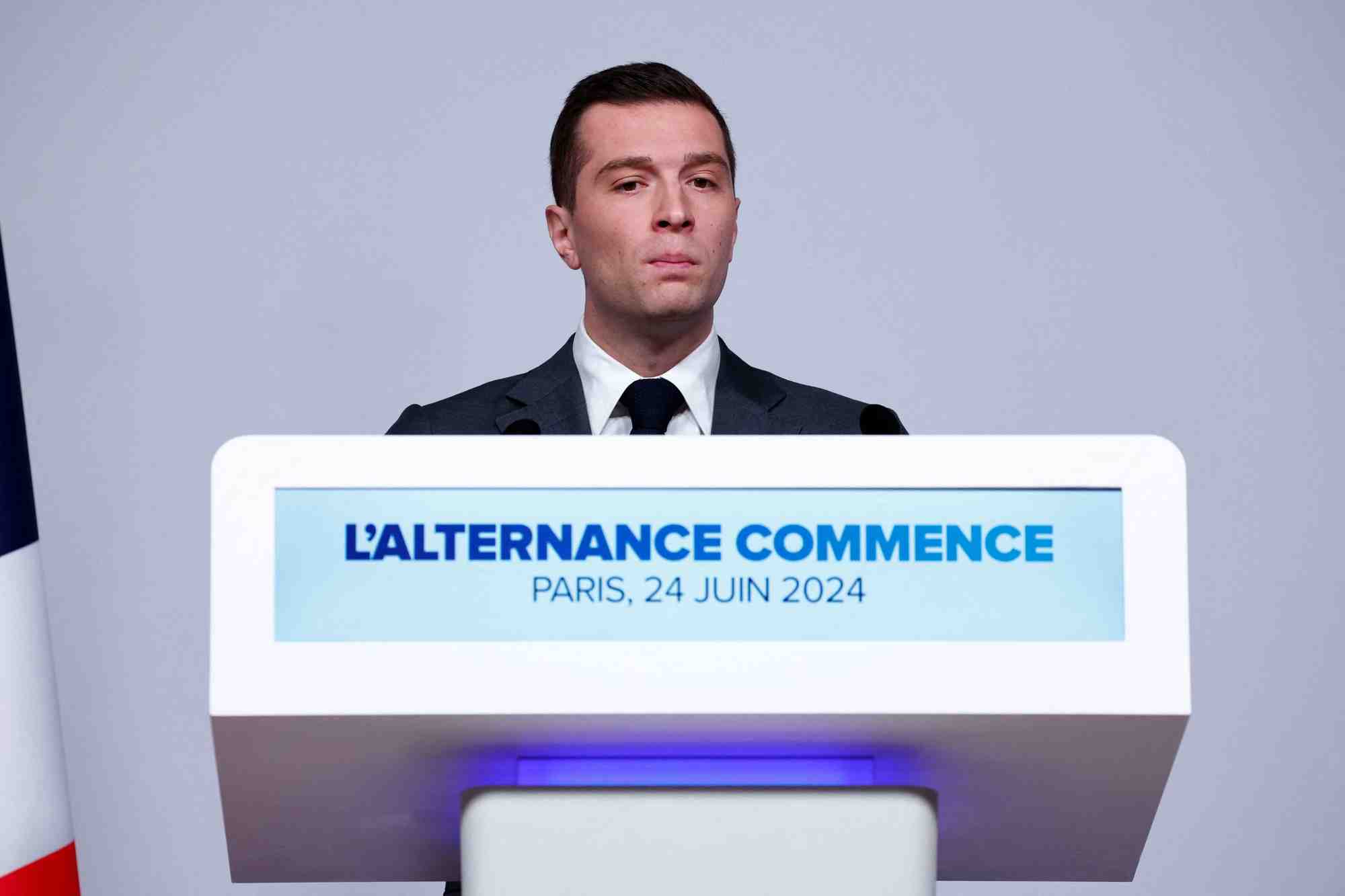 Lors d'une conférence de presse à Paris, Jordan Bardella a détaillé ce lundi le programme du RN.