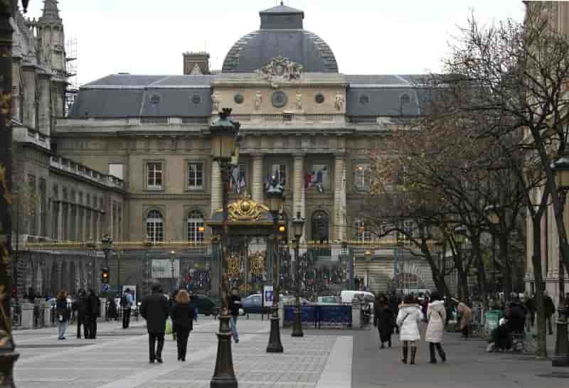 Nouvelle audition devant la justice pour abdeslam