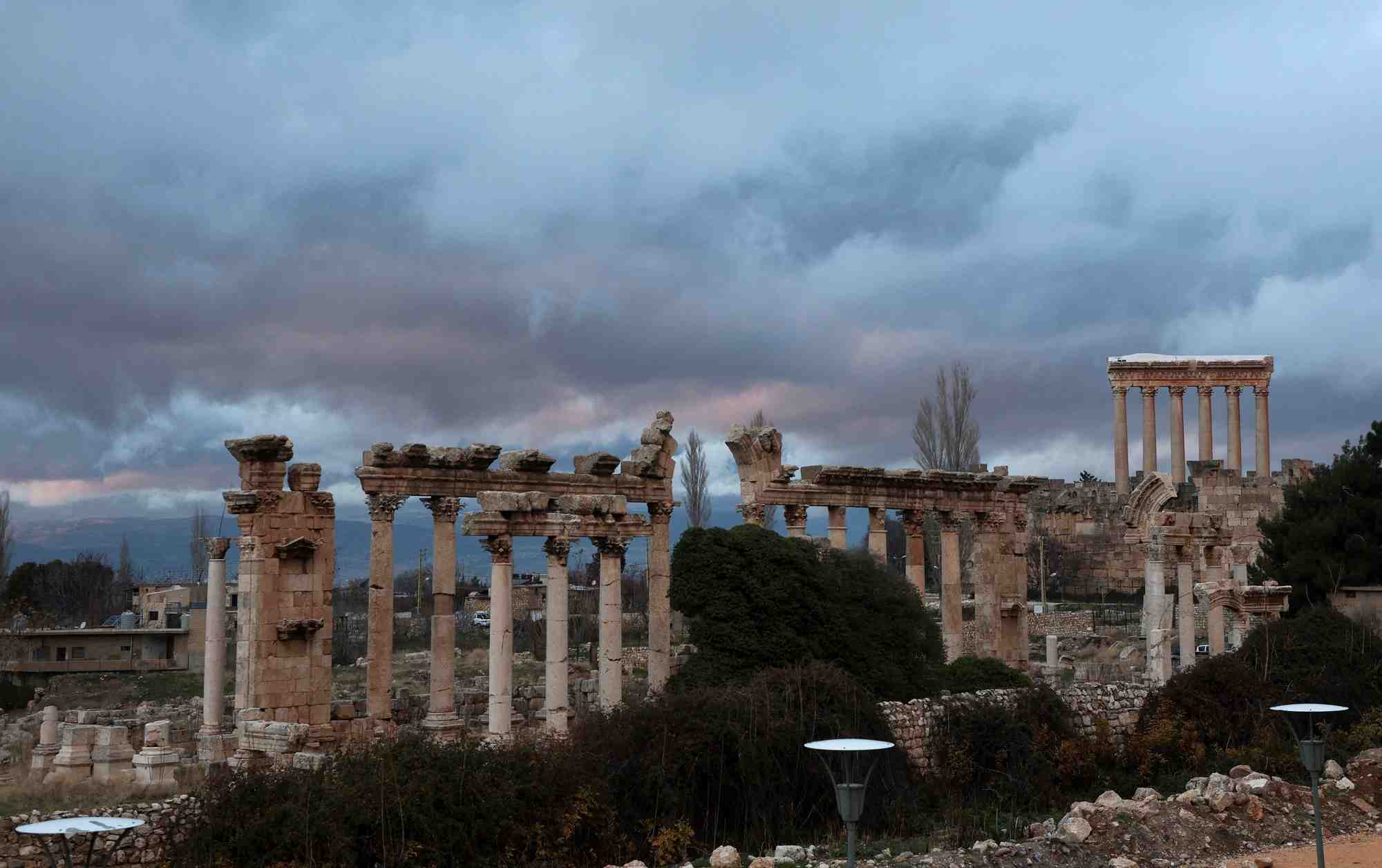 Vue d'une partie des ruines romaines de baalbek