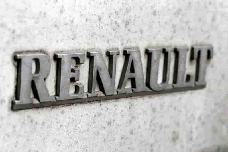 Renault releve ses previsions de marche