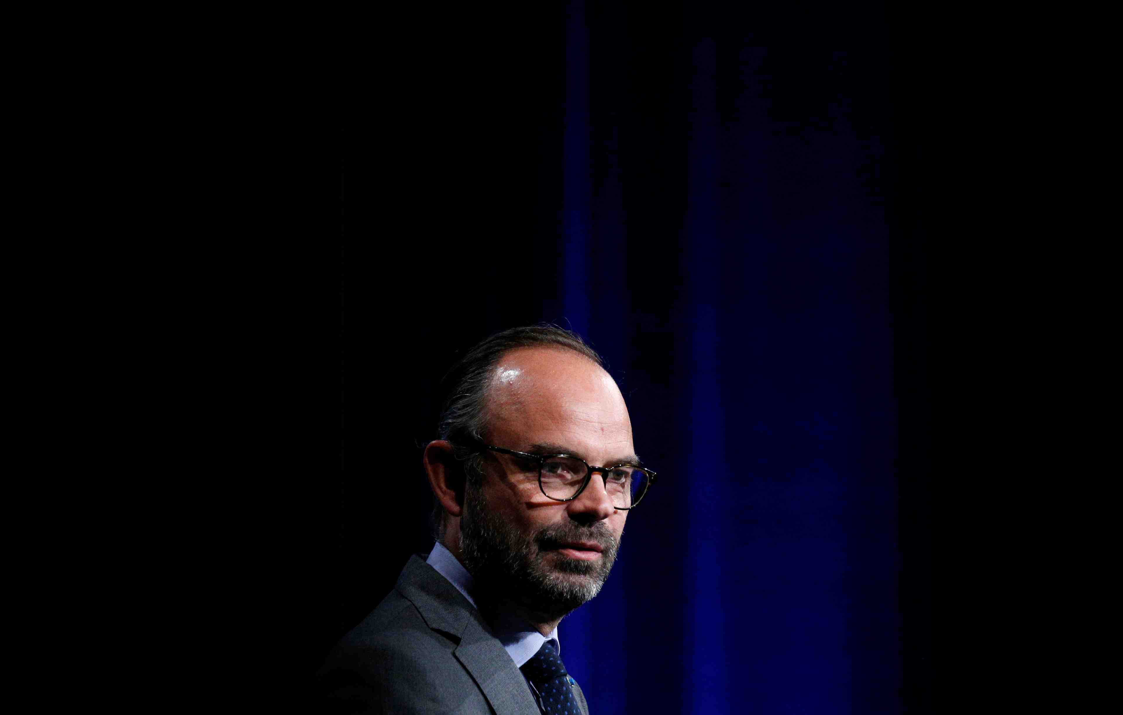 Philippe devoile 500 millions d'euros de mesures d'aide sur les carburants