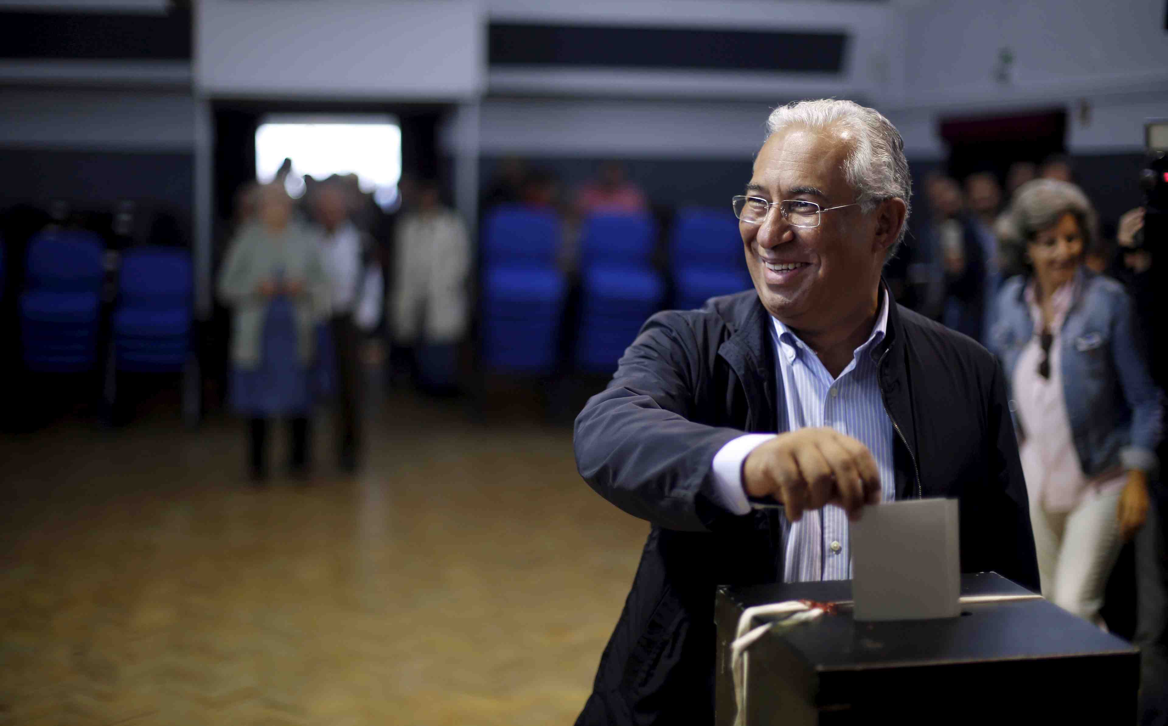 Les socialistes portugais envisagent une coalition de gauche