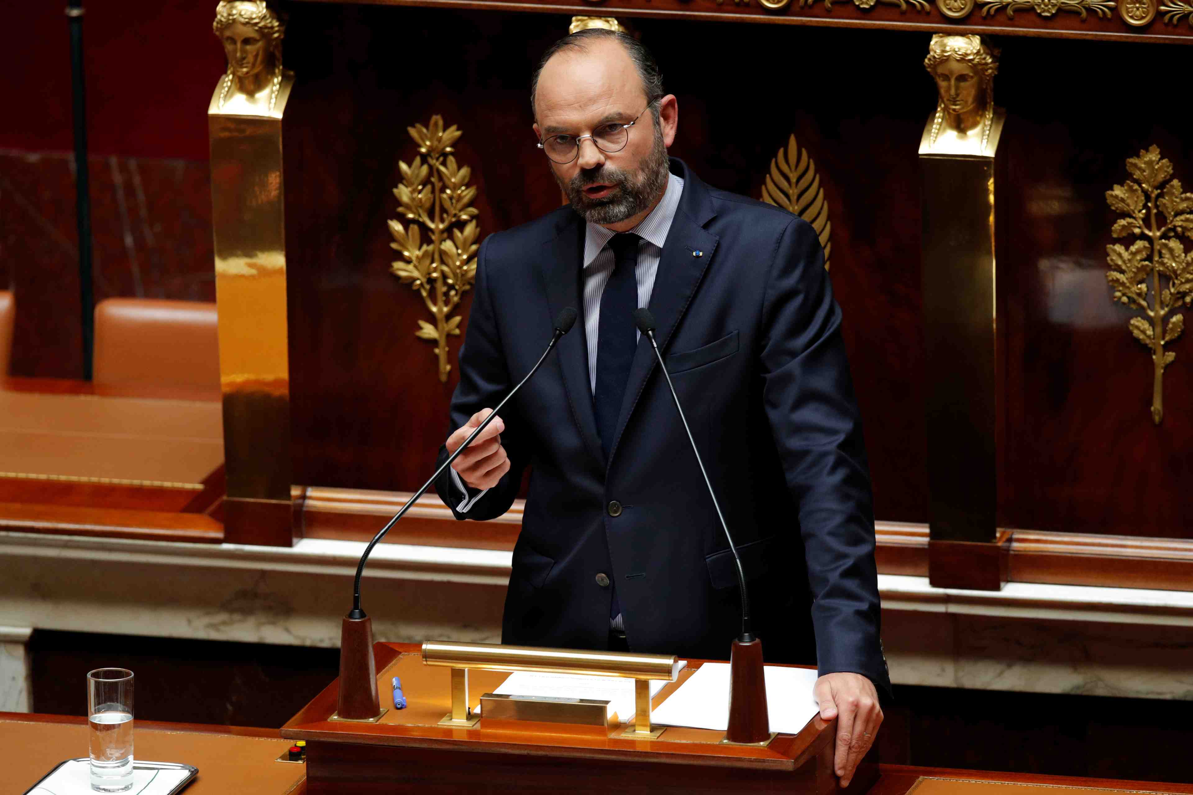 Embellie pour macron et philippe dans le barometre odoxa