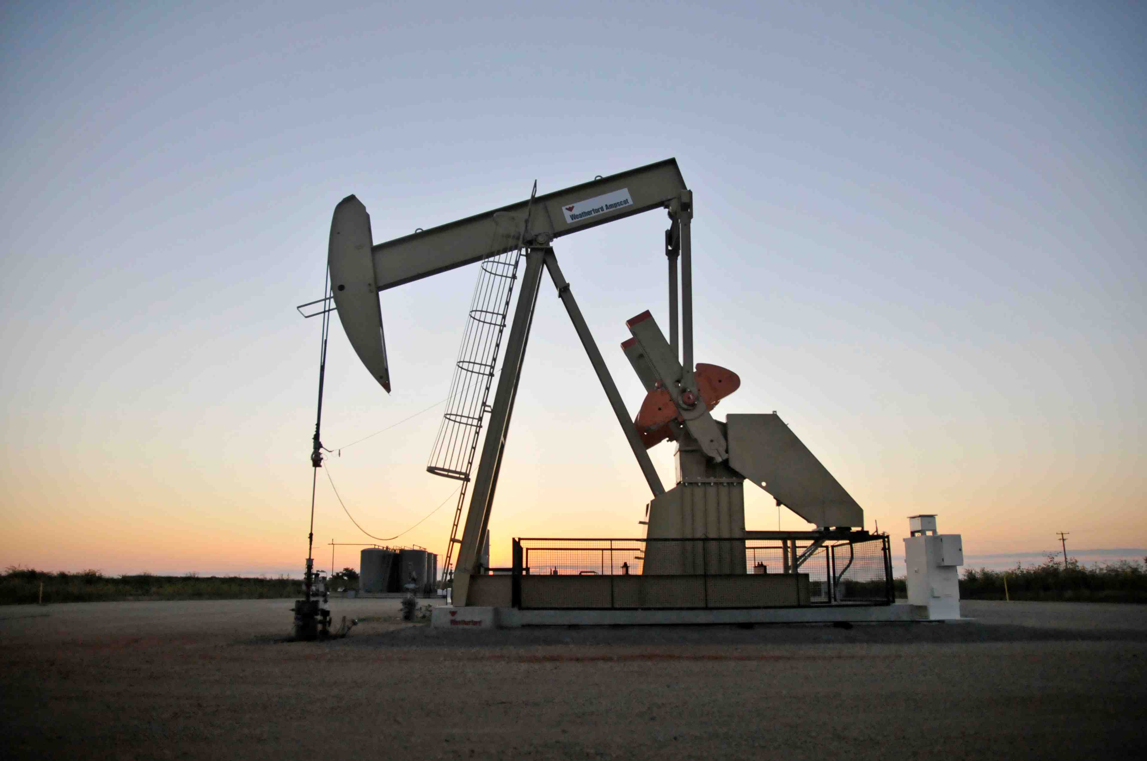 Petrole: ryad a depense 1 milliard de dollars pour des parts dans des compagnies europeennes