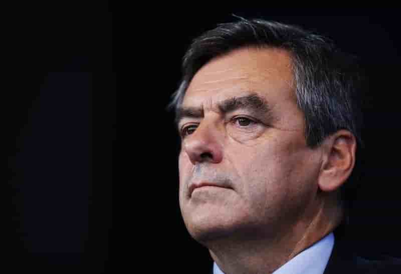 Fillon dénonce un complot, Jouyet sommé de s'expliquer