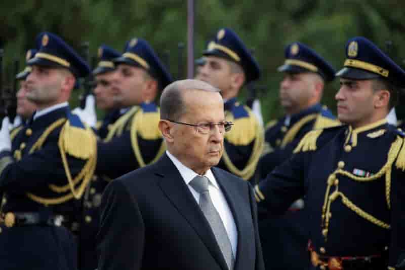 Liban: aoun accuse l'arabie de retenir aussi la famille hariri