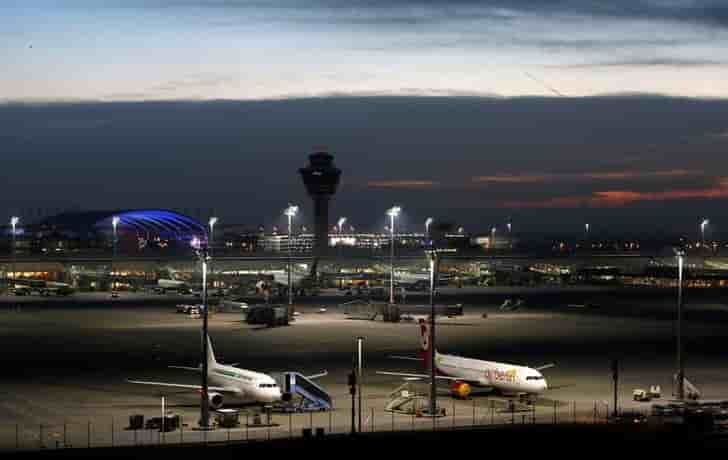 Greve annoncee dans les aeroports allemands mardi