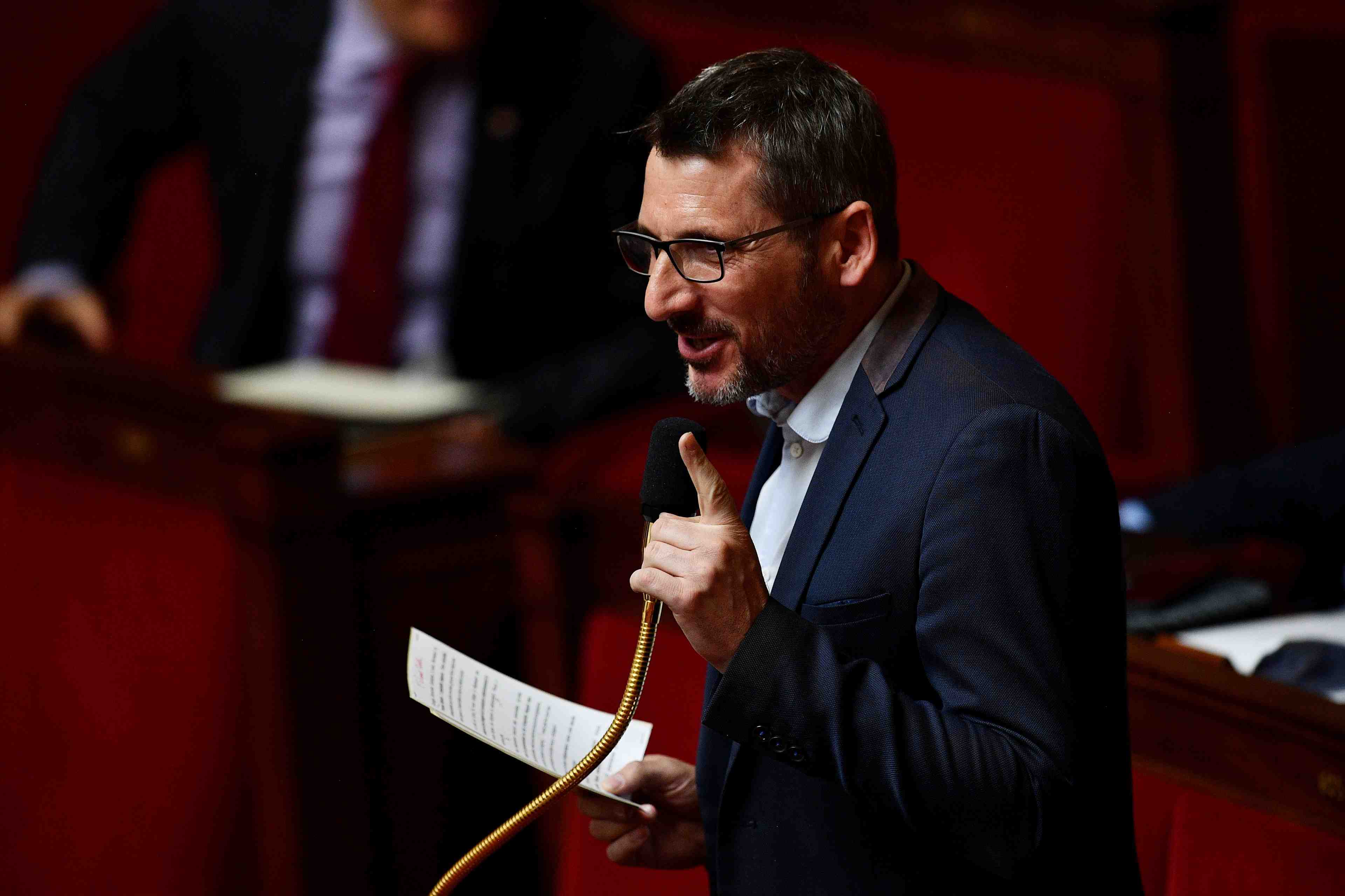 France: des deputes veulent mettre la pub au service de l'ecologie
