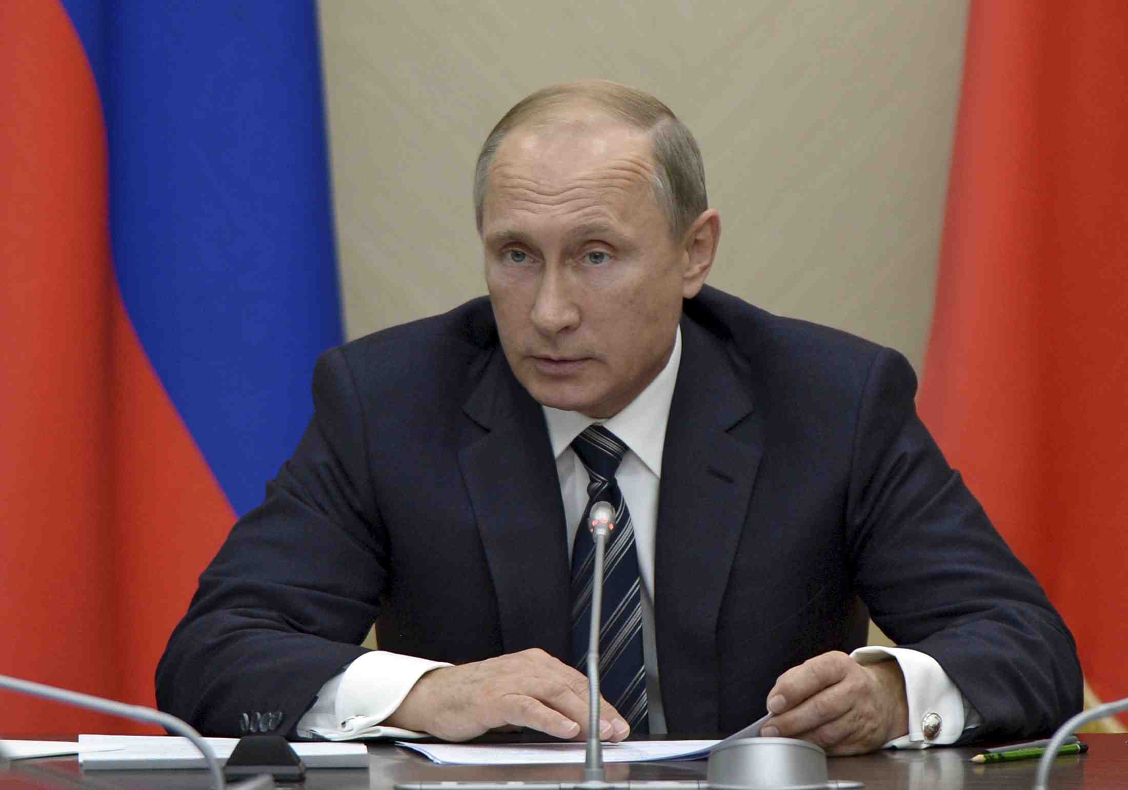 Vladimir poutine invite bachar al assad au compromis