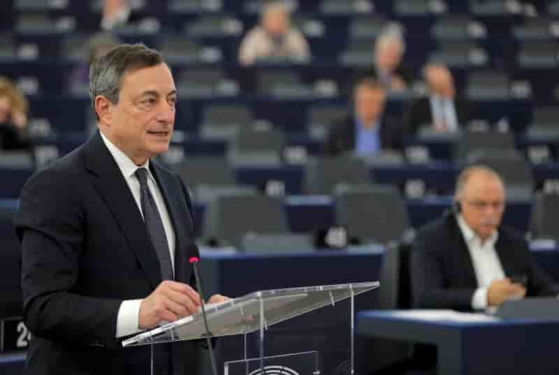 Mario draghi invite les 28 a plus de cohesion pour la croissance