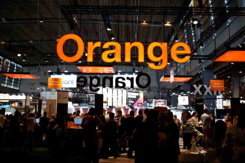 Orange cede 383 millions de livres d'actions bt