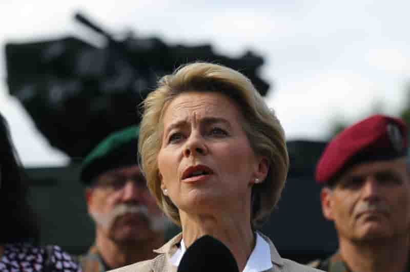 Cent mille hommes mobilises pour des manoeuvres russes, selon berlin