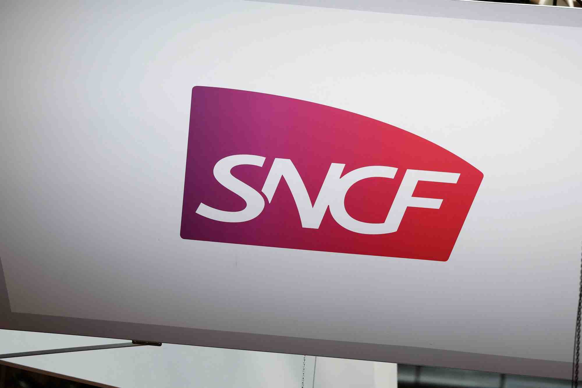 Greve a la sncf, les syndicats insatisfaits des propositions de la direction