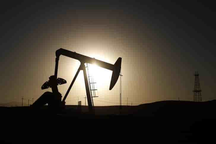 Le Brent au plus bas depuis 2010, l'Arabie réduit ses tarifs