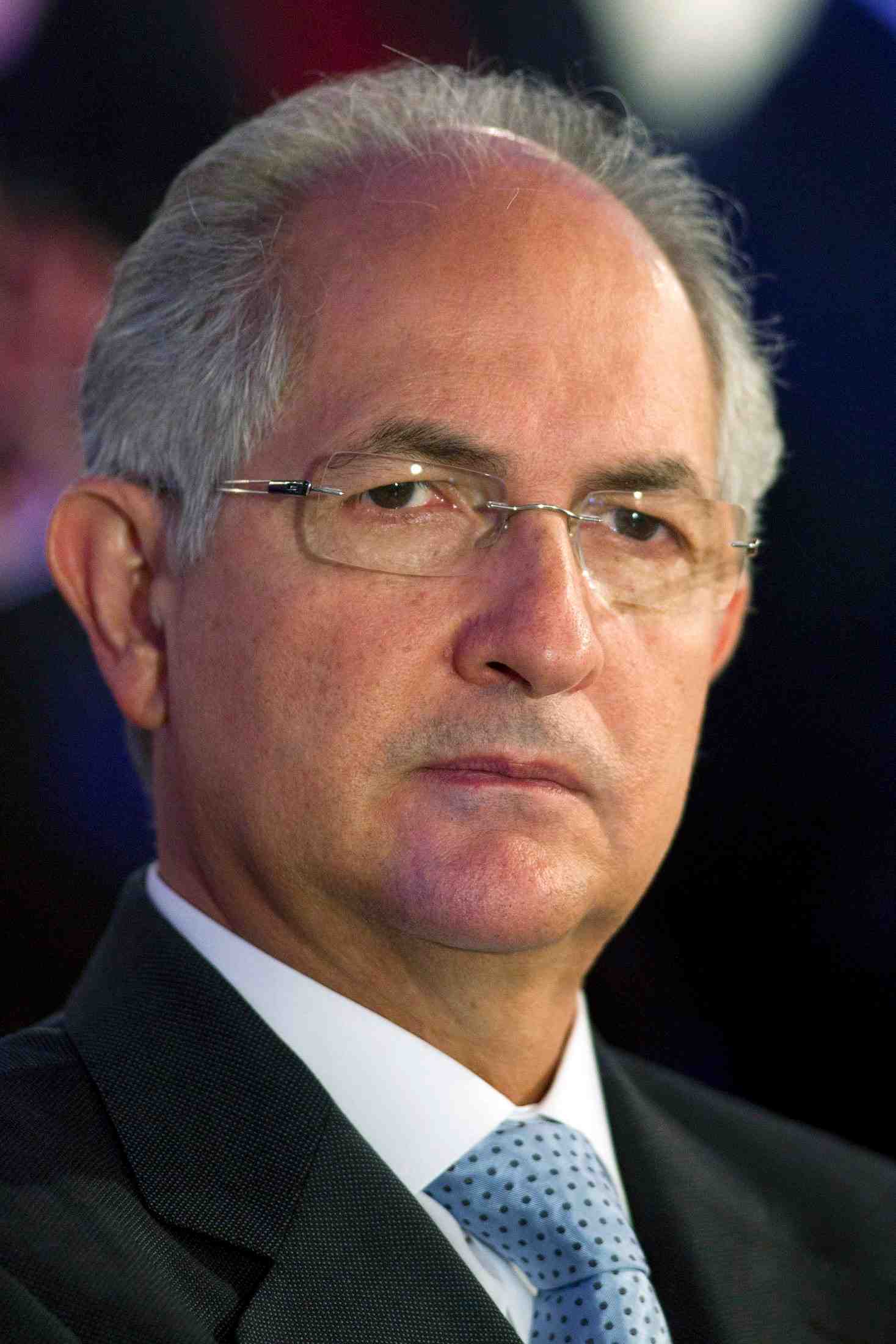 Le maire de caracas arrete pour tentative de coup d'etat
