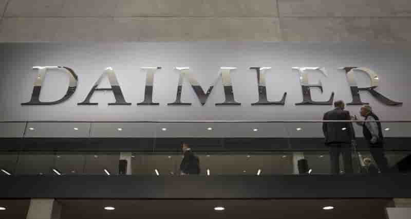 Daimler pourrait cooperer avec apple et google dans les voitures