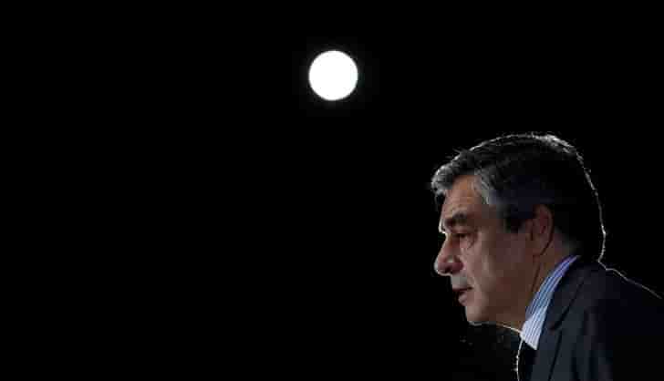 Le ps exhorte francois fillon a se desister