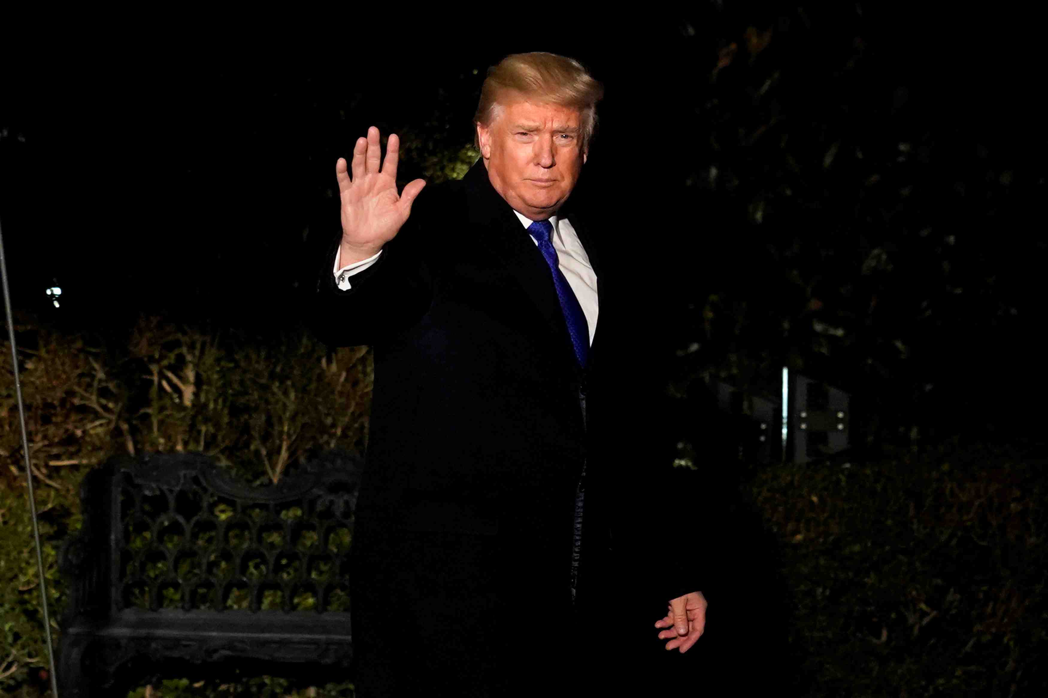 Trump dispose a temoigner sous serment dans "l'affaire russe"