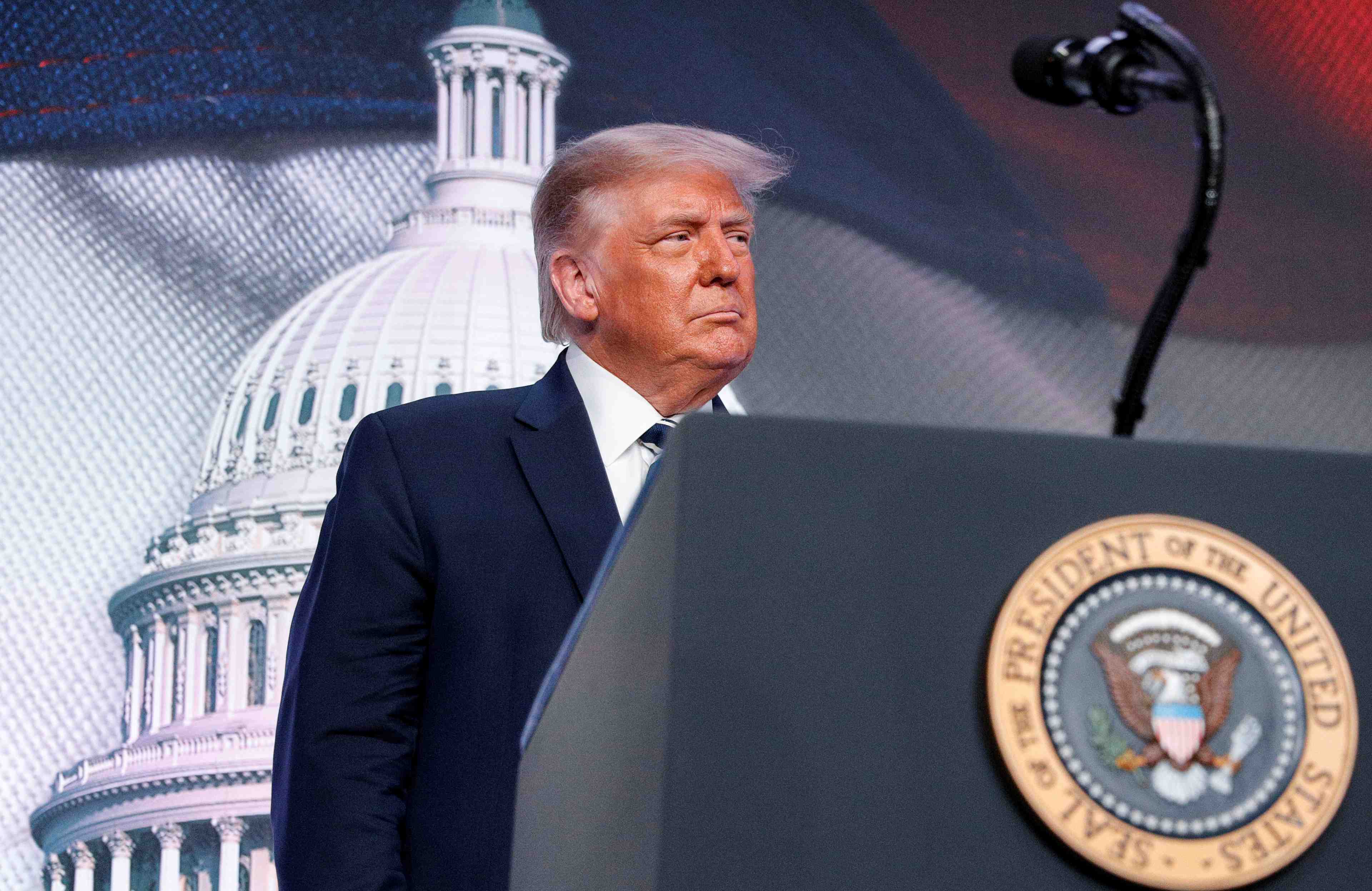 Usa: trump, en reponse aux democrates, dit empecher l'"anarchie"