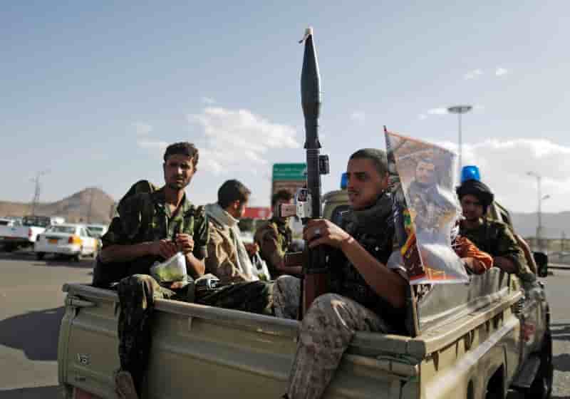 Les houthis s'emparent d'une base aerienne proche d'aden